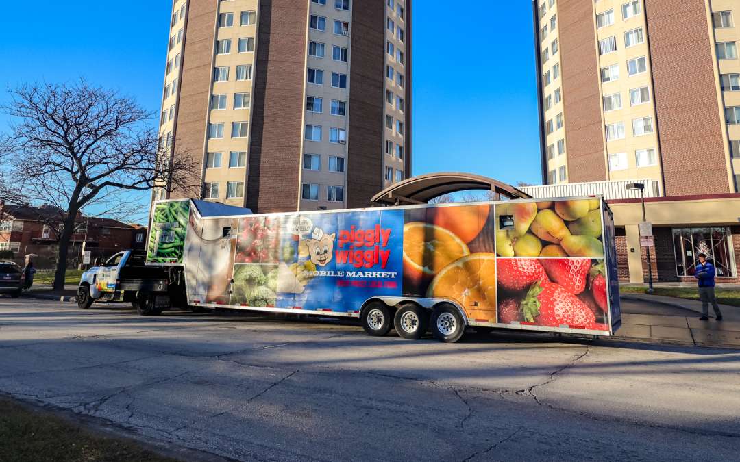 Hunger Task Force brings groceries on wheels to those living in Milwaukee County’s food deserts